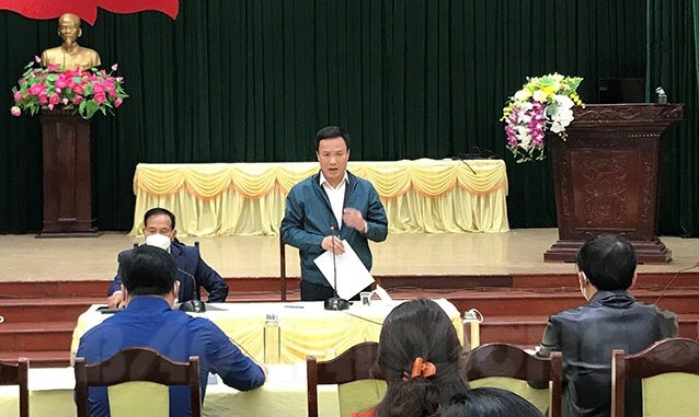 Chủ tịch UBND tỉnh Triệu Thế Hùng kiểm tra công tác phòng chống dịch tại Cẩm Giàng
